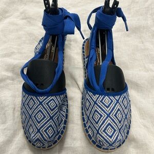 TOMS Womens Katalina Espadrille Slip On Flats Lace Up Size 8
